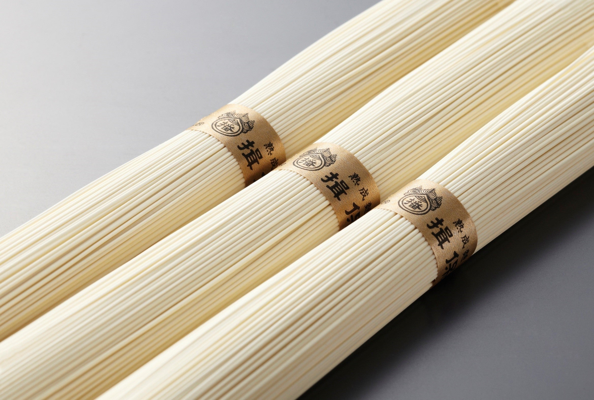 【揖保乃糸『金帯』ひね 熟成面】（品番）G-30G（内容量）50ｇ×18束