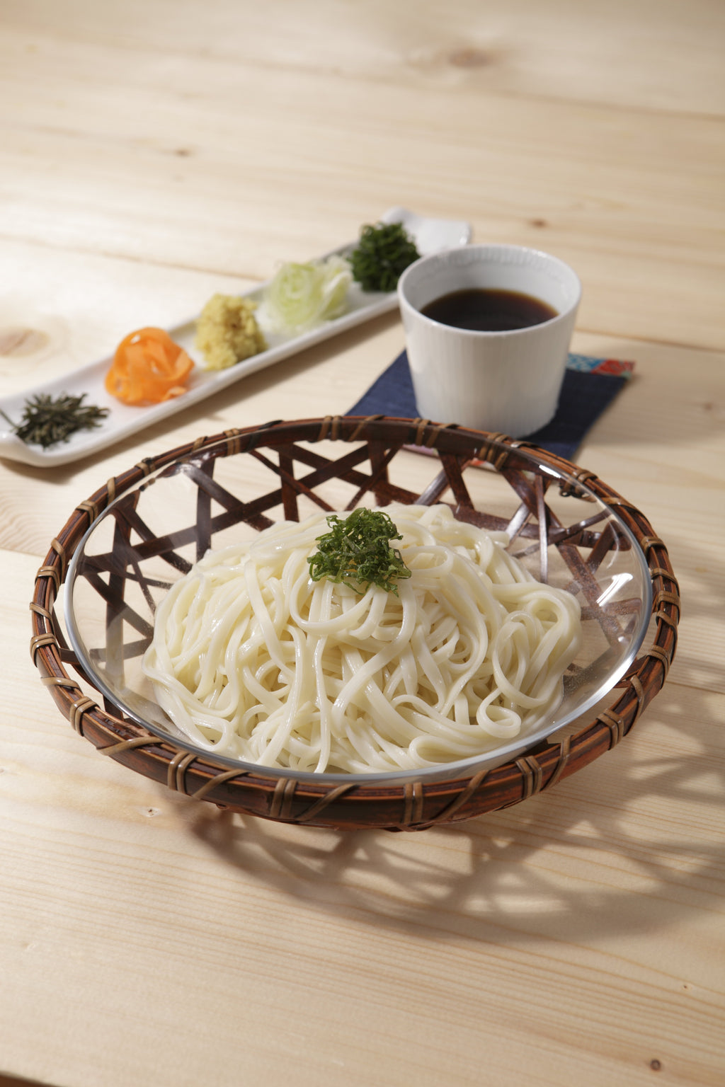 【揖保乃糸 伝統の継承】 （品番）D-30　　（内容量）【播磨そば】 90ｇ×5袋  【いぼにしきうどん】 90ｇ×5袋